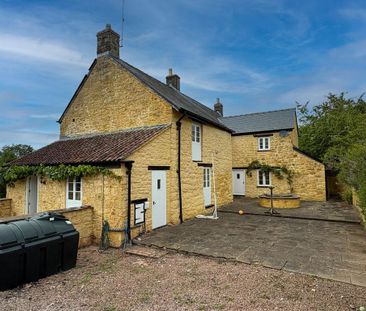 4 bedroom detached house to rent - Photo 1
