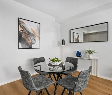 Modern One-Bedroom Apartment with Study Nook, Balcony and Parking - Photo 5
