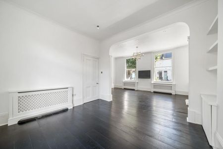 5 bedroom terraced house to rent - Photo 3