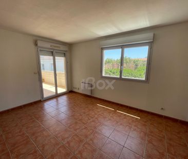 Appartement 3 pièce(s) 65.2 m² - Photo 2