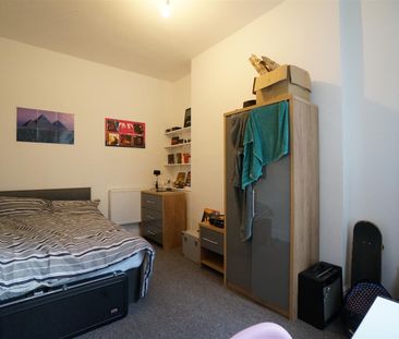 38 College Road - Photo 3