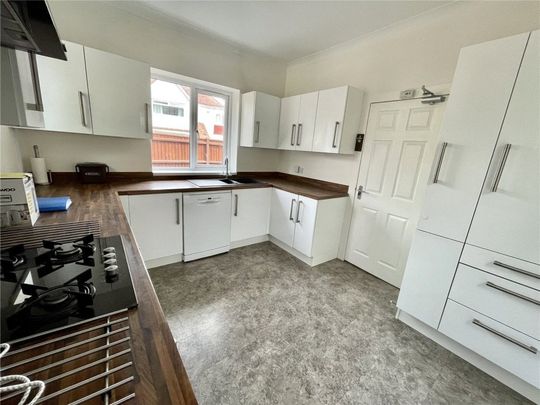 Talbot Hill Road, Bournemouth, BH9 - Photo 1