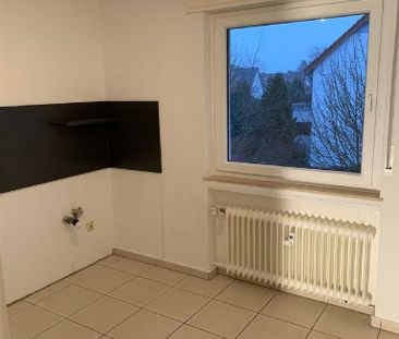 Helle 3-Zimmerwohnung mit Sonnenbalkon in bevorzugter Wohnlage von ... - Photo 6