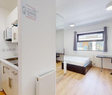 Studio to rent - Photo 6