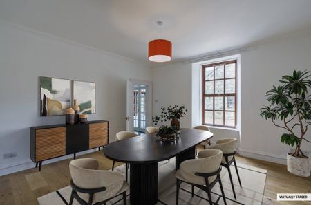 5 bedroom detached house to rent - Photo 3