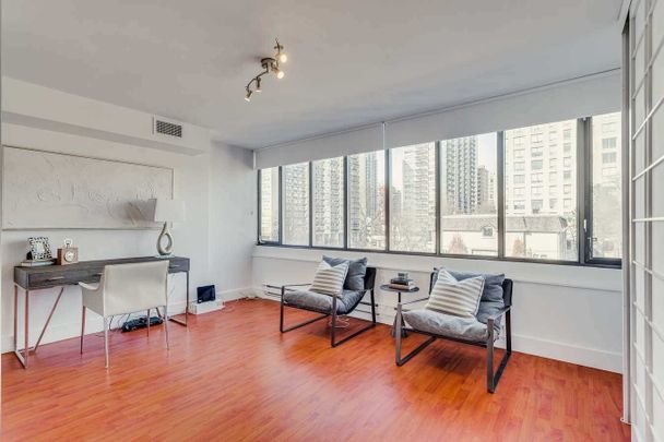 For Lease - 349 St Clair Avenue Unit# 403, Toronto, Ontario - Photo 1