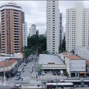 Apartamento para alugar com 70m², 2 quartos e 1 vaga - Foto 2