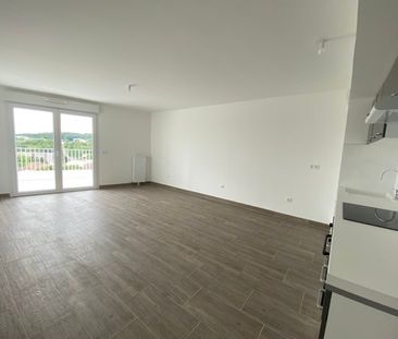 Location Appartement 2 pièces 53m² - Photo 2