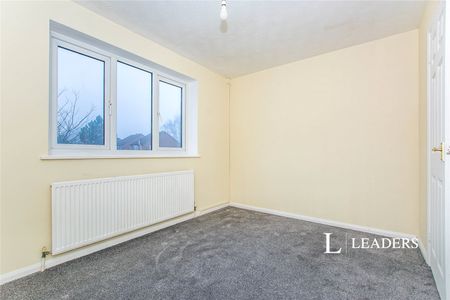 2 bedroom terraced to rent St. Nicholas Close, Boston, Lincolnshire, PE21 - Photo 4