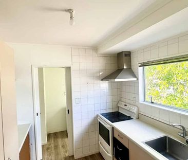 2/103 Hutchinson Avenue, New Lynn - Photo 2