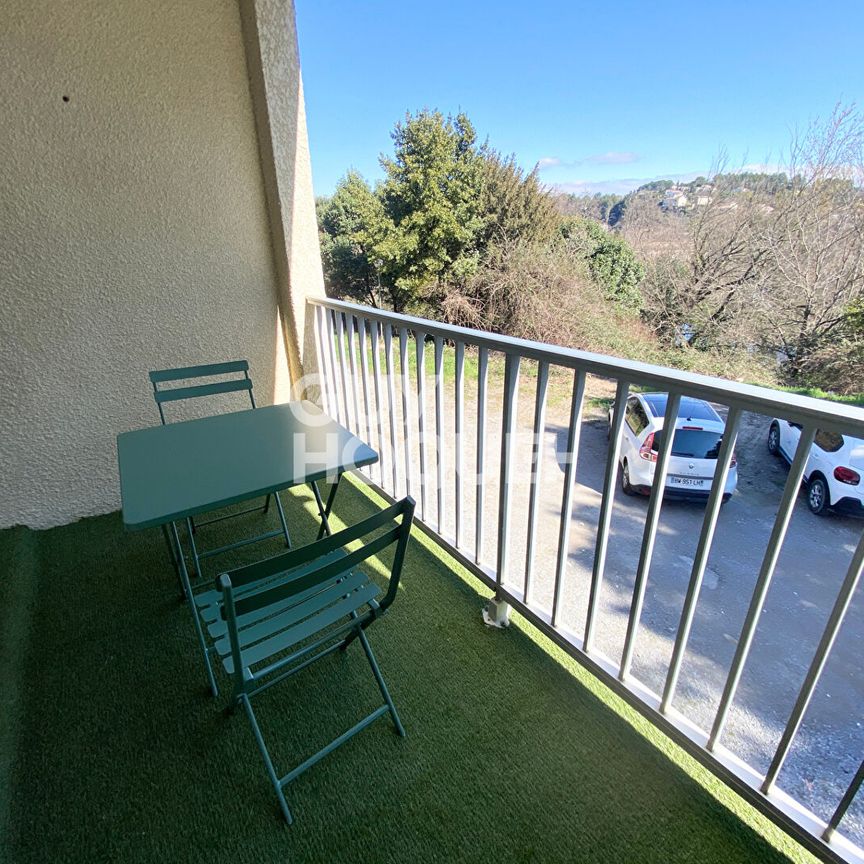 Studio meublé avec terrasse et stationnement, Idéal jeunes actifs et étudiants ! - Photo 1