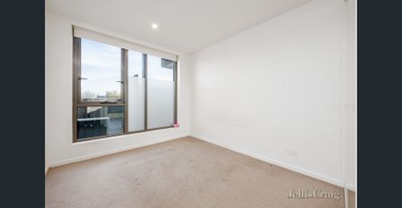 Stylish One-Bedroom Apartment - Photo 4