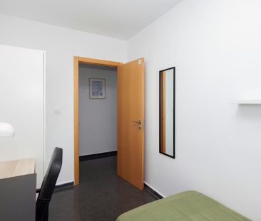 Avinguda del Port, Valencia, Valencian Community 46021 - Photo 5