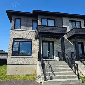 Semi-Detached new build house for rent - Photo 2