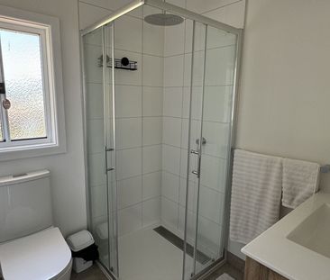 Fully Furnished Cozy Town Delight - Photo 5