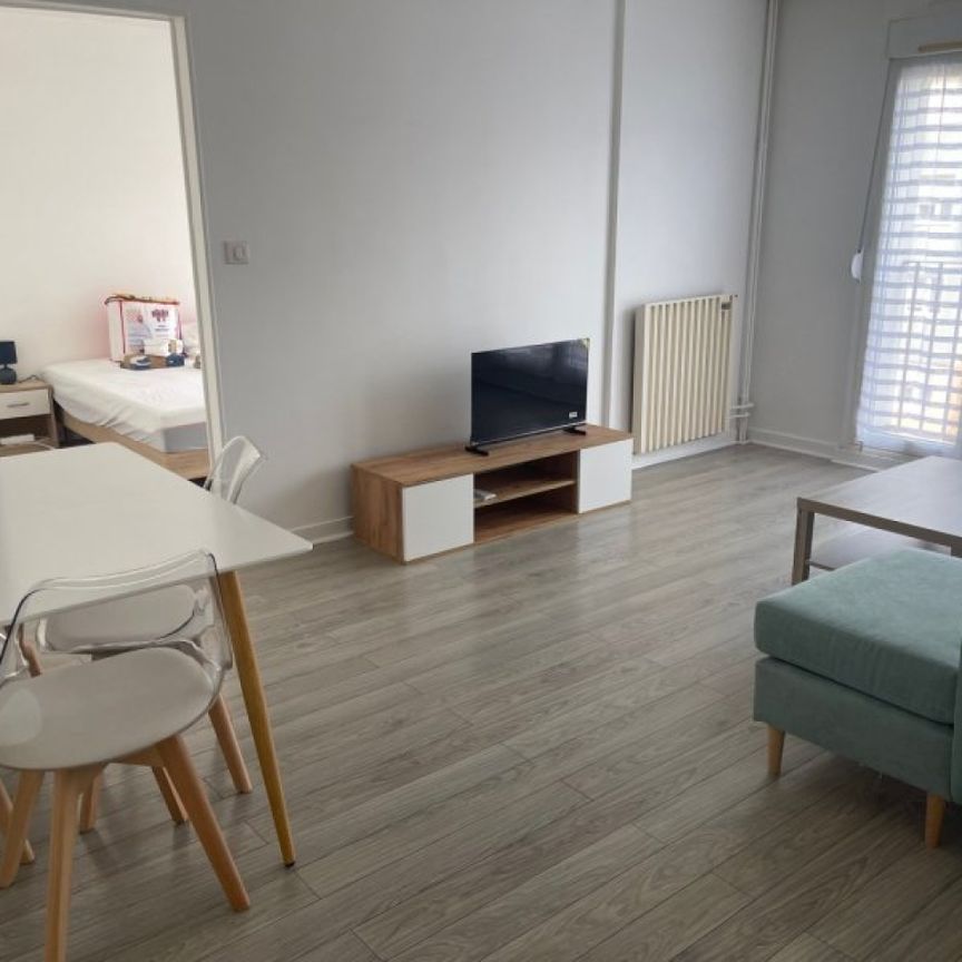 Libre le ..Maintenant Mt Loyer :434,47 Mt des charges :110 - Photo 1