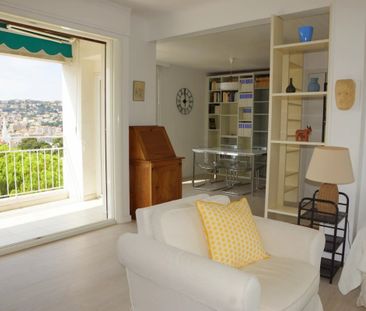 LOCATION 3 PIECES AVEC TERRASSE ET VUE PANORAMIQUE - Photo 2