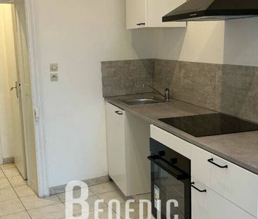 METZ CENTRE Location F1bis dans résidence ancienne - Photo 6