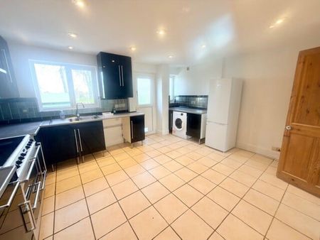 Rosewarn Close, Bath - Photo 4