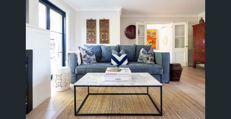 Recently renovated private sanctuary designed for the modern family - Photo 2