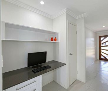 A FAMILY HOME YOU'LL LOVE - Photo 4