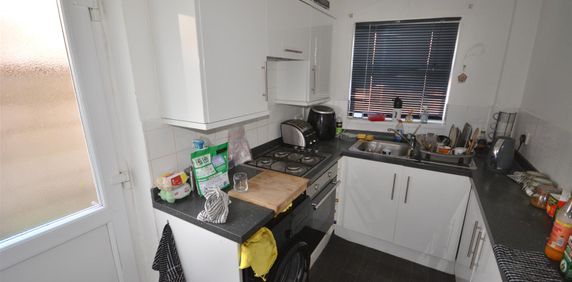 12 Moss Street, Derby, Derby, DE22 3WE - Photo 2