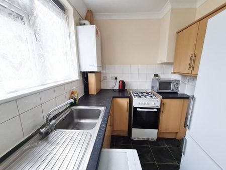 2 bedroom terraced house to rent - Photo 5