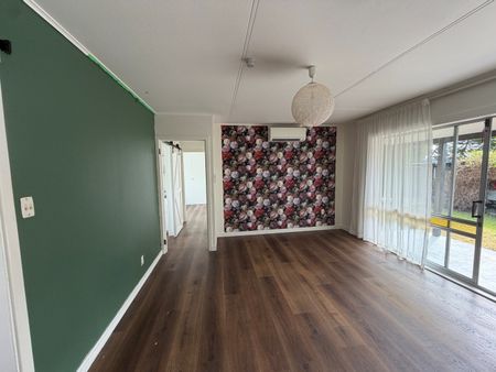 1103 Outram Road, Akina - Photo 2