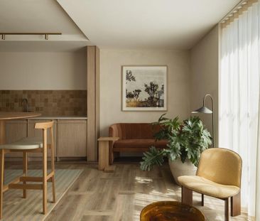 3 bedroom flat to rent - Photo 2