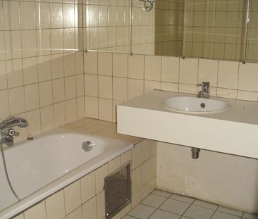 Appartement met terras, 1 buitenstaanplaats. - Photo 6