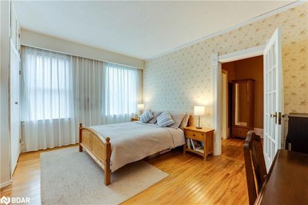 For Lease - 22 Queen Street, Innisfil, Ontario - Photo 2