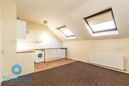 1 bed Ground Floor Flat for Rent - Photo 3