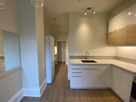 For Lease - 988 Queen Street Unit# 2, Toronto, Ontario - Photo 2