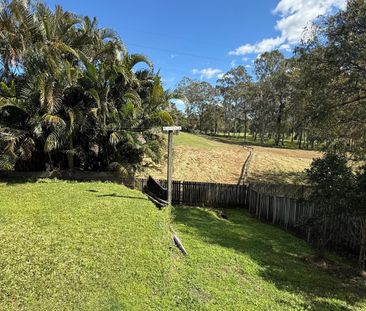 Eagleby - Photo 1