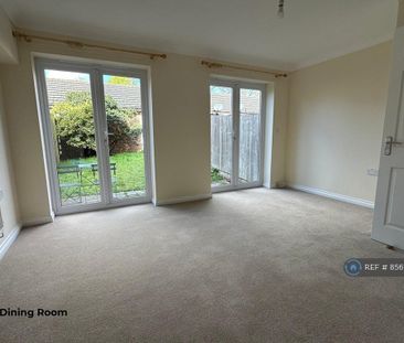 4 bedroom terraced house to rent - Photo 2