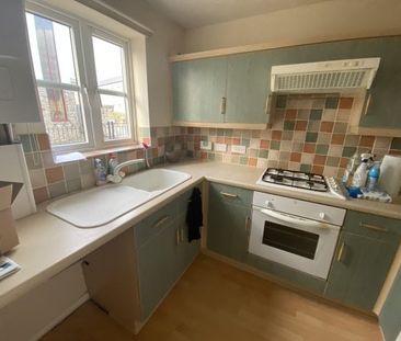 Longfield Place, Plymouth, PL4 - Photo 1