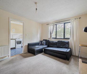 1 bedroom apartment to rent - Photo 2