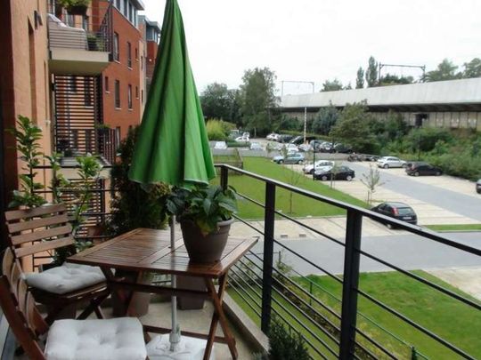 Appartement te huur - Photo 1
