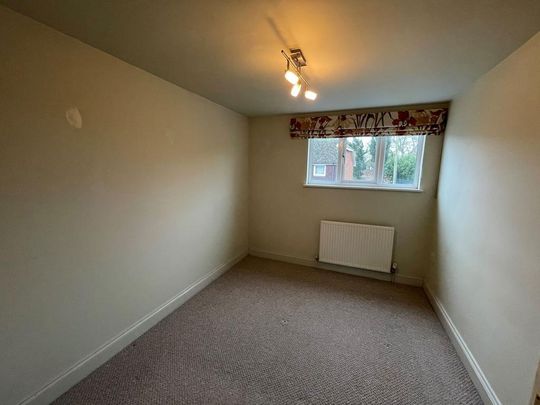 4 bedroom detached house to rent - Photo 1