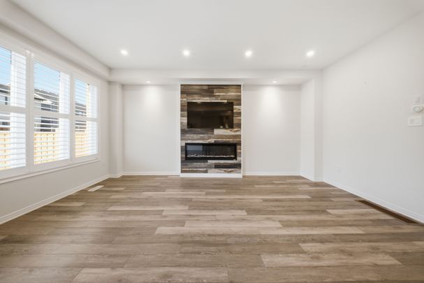 For Lease - 51 Magdalena Street, Hamilton, Ontario - Photo 1