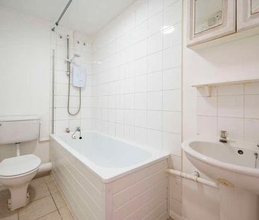 Sudbury, Suffolk, CO10 - Photo 3