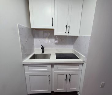 For Lease - 12 Phillpot Lane, Ajax, Ontario - Photo 4