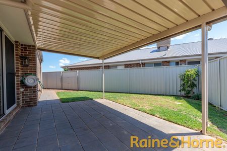 2 Lady Barron Circle, Dubbo, NSW 2830 - Photo 5