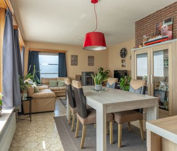 Charmante woning met 3 slpk, tuin en garage te Oud-Turnhout. - Photo 2