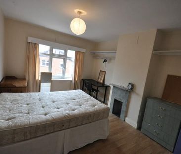 Mayville Avenue, Hyde Park - Photo 6