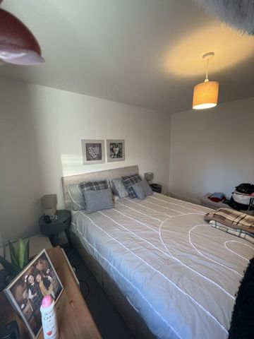 2 bedroom ground floor flat to rent - Photo 5