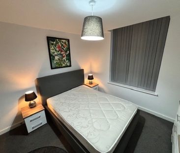 Cross Street, Lancashire - Photo 4