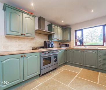 Oulder Hill, Rochdale - Photo 5