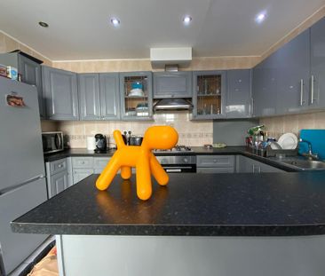 1 bedroom in a house share to rent - Photo 6