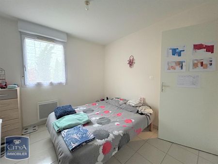 Location Appartement 2 pièces 38m² CAHORS 46000 - Photo 2